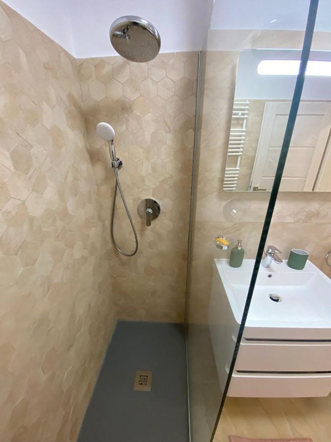 Plazza Studio Букурещ Екстериор снимка